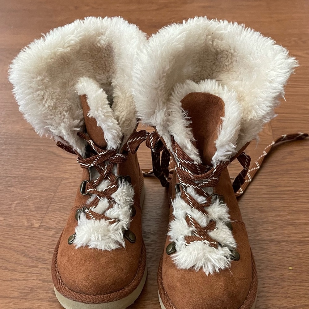 Cozy Brown Kids Boots with Faux Fur Lining-11